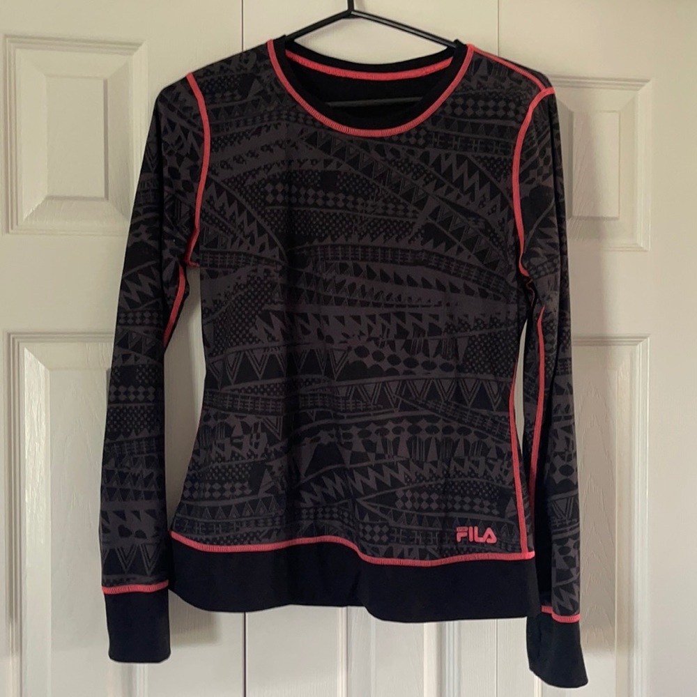 Fila long sleeve shirt🥰🥰